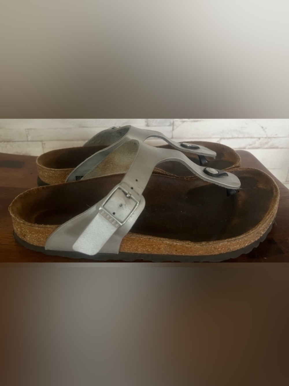 Birkenstock Gizeh Metallic solver Sandals size 40